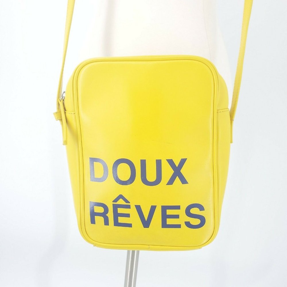 French Connection Addie Slogan Camera Bag - Picture 2 of 10